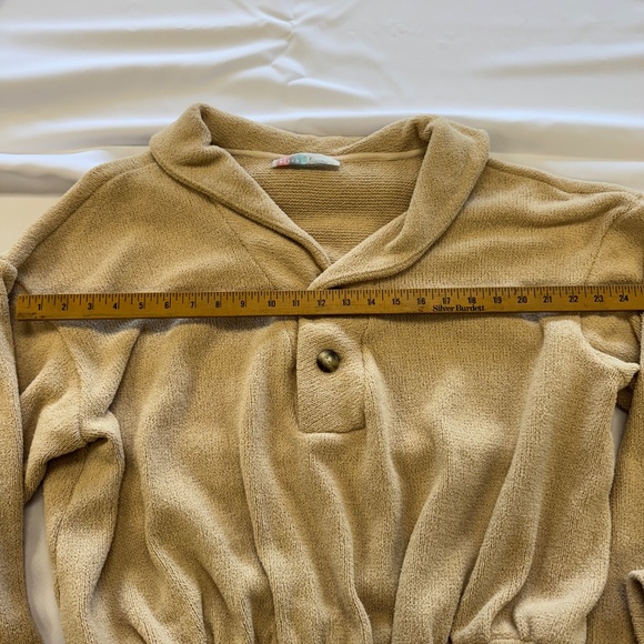 Free People Beach Tan Sweater Large - Picture 7 of 9